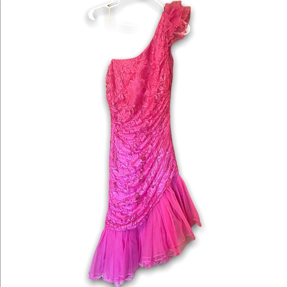 EUC New Leaf Vintage Pink Lace One Shoulder Prom Style Dress